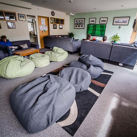 Adventure Queenstown Hostel Eksteriør billede